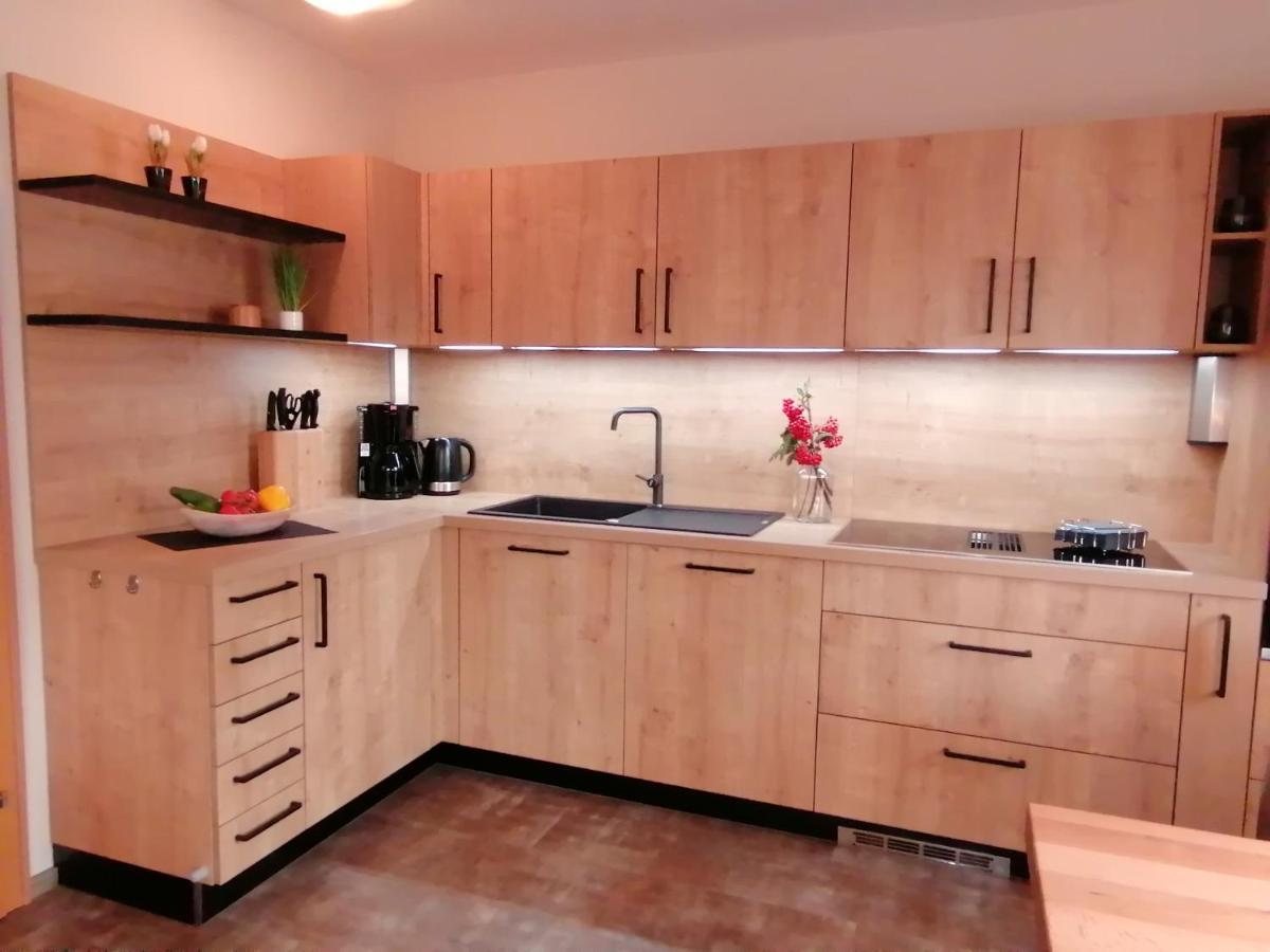 Komfort Appartements Serviced By Auhof Kaprun Luaran gambar